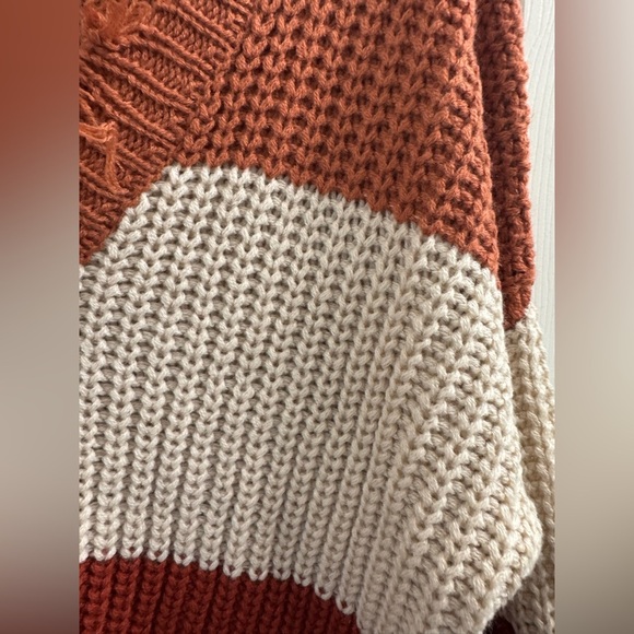 Love Tree Women's Color Block Sweater - Red, Cream, Pink - Picture 4 of 10